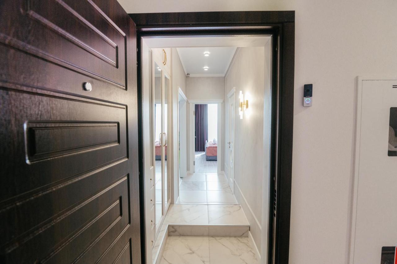 Pearl Premium Apartments 6 Kiev Esterno foto