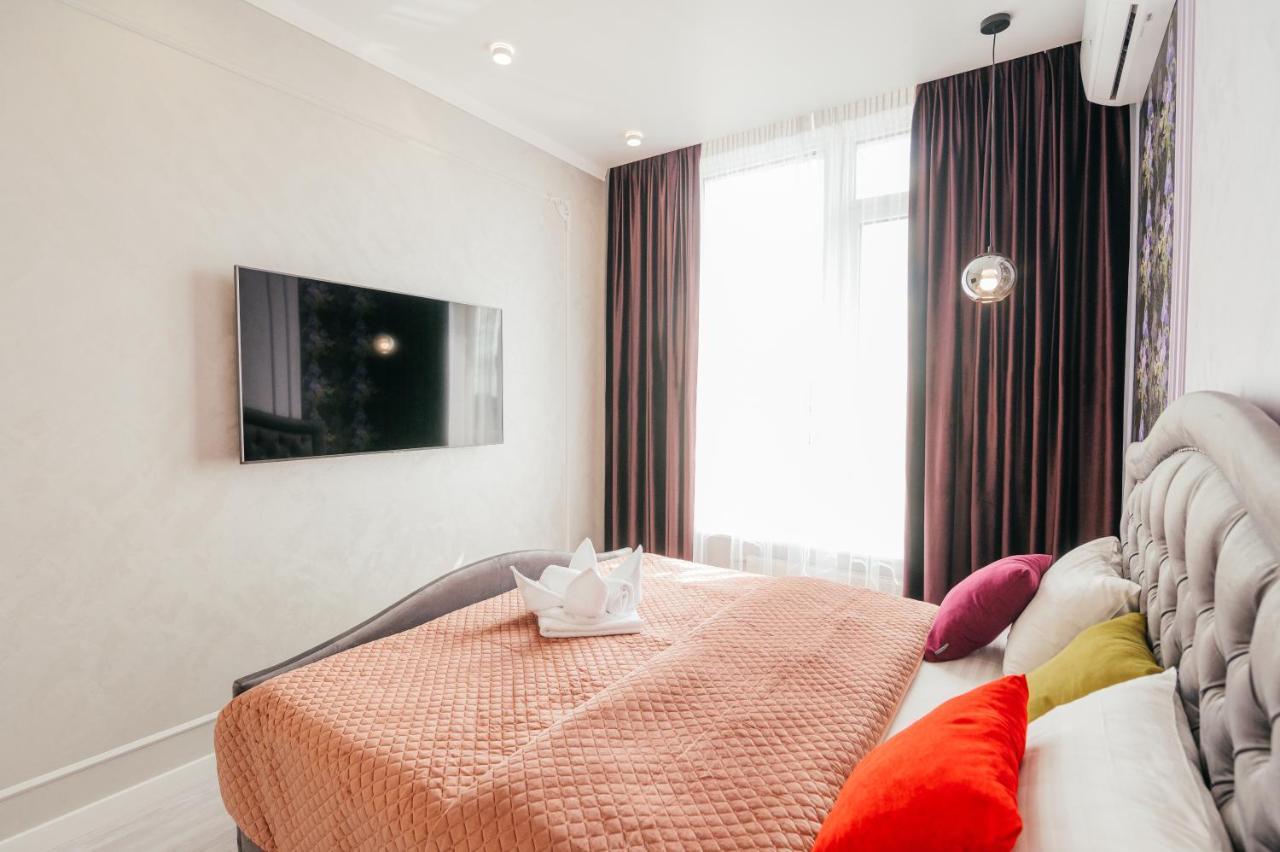 Pearl Premium Apartments 6 Kiev Esterno foto