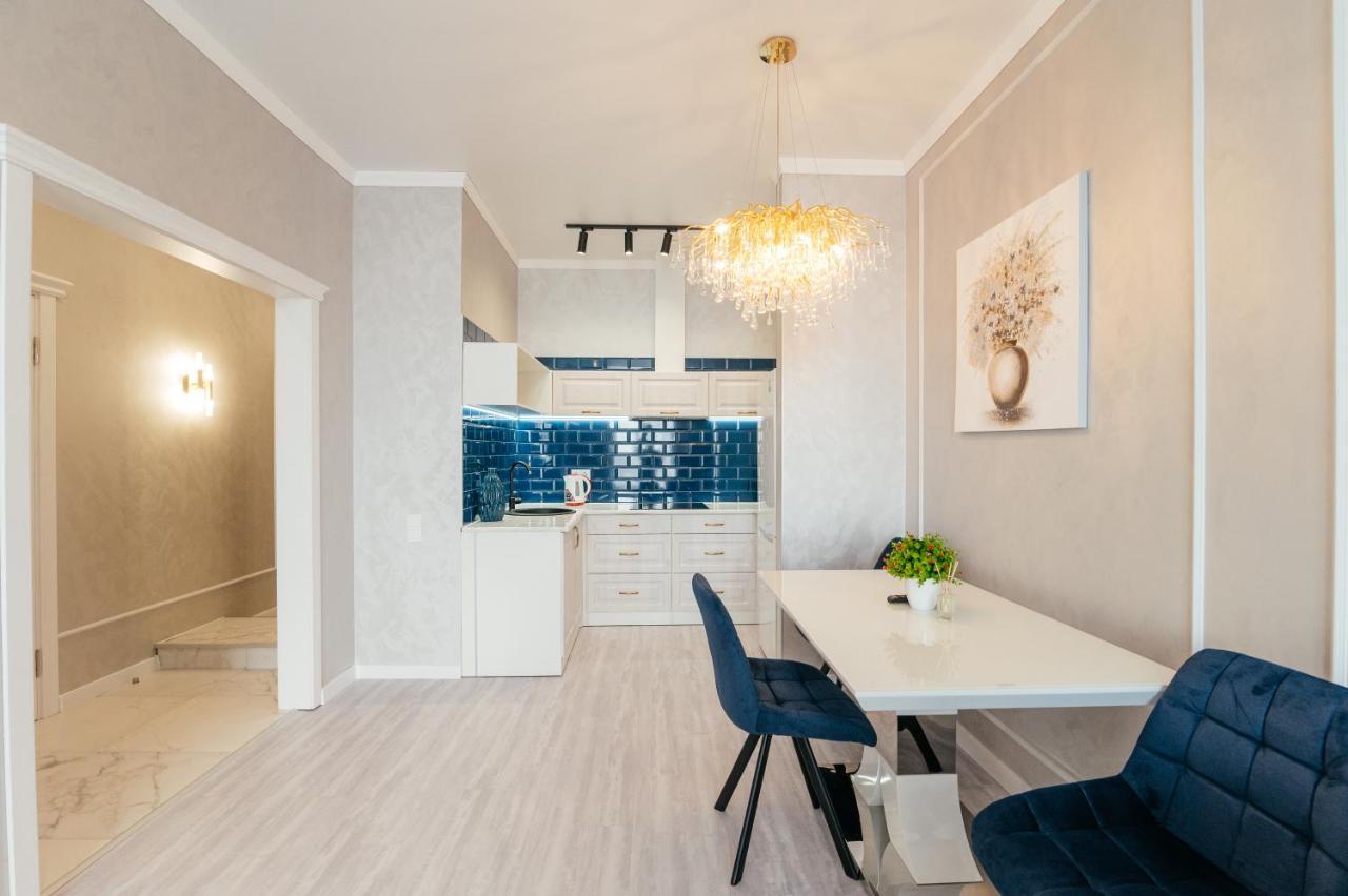 Pearl Premium Apartments 6 Kiev Esterno foto