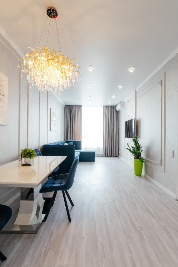 Pearl Premium Apartments 6 Kiev Esterno foto
